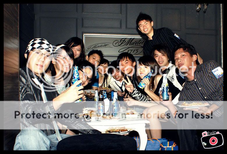 Dinner-Gang-standout