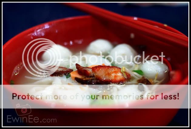 FishBallSoupKoayTiowWithCharSiewPic