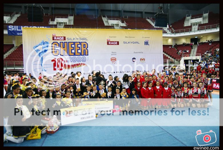 Group-Pic-Cheer-09