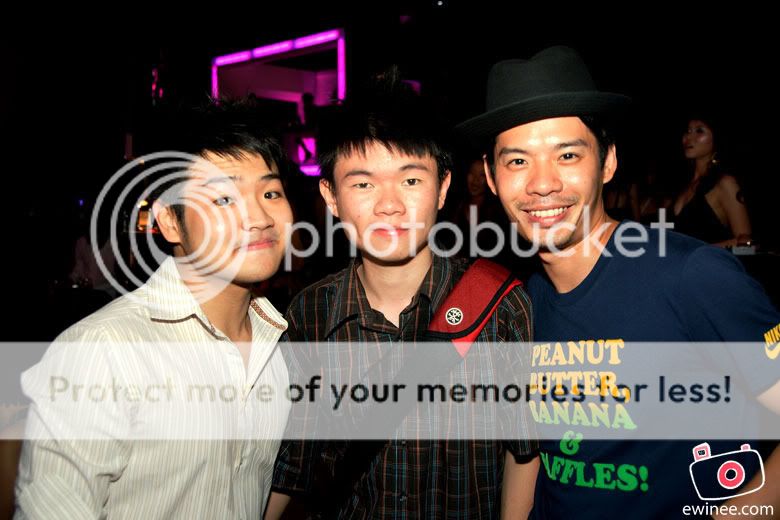 HA-HowradU-Ewin-NikiCheong HA-HowradU-Ewin-NikiCheong