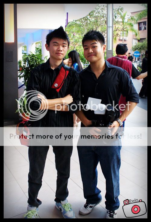 Howard-and-Ewin-in-Standout