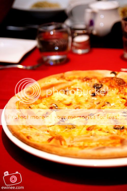 Michael-Angelo-Pizza Michael-Angelo-Pizza