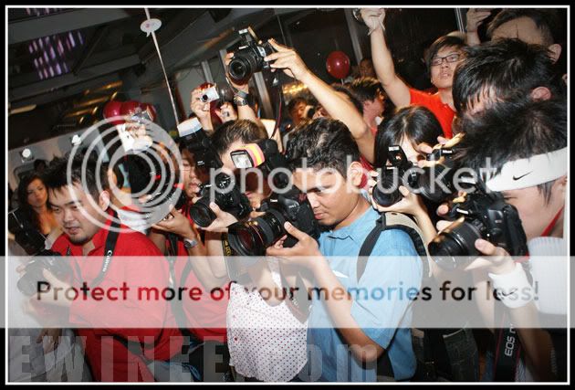 Photographers-in-nuffnang-LG-blog-l