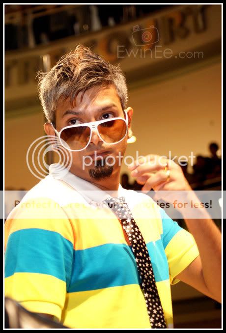 PopShuvitVocals-Nike-fahsion-show