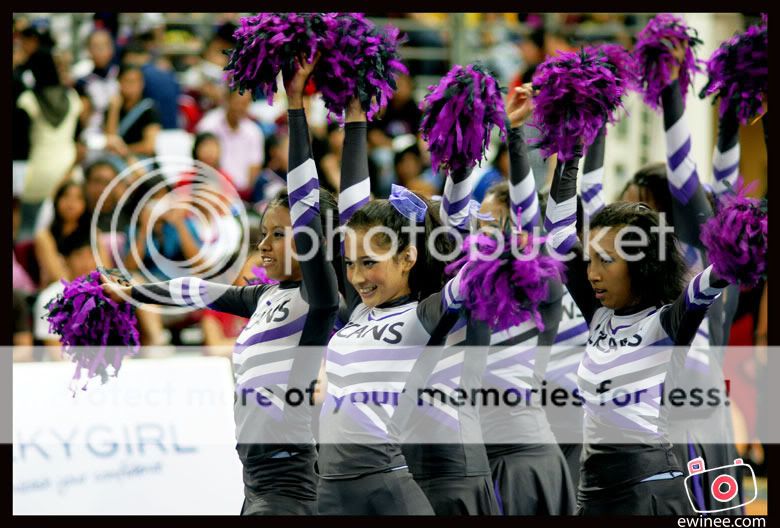 Lycans-Cheer-09