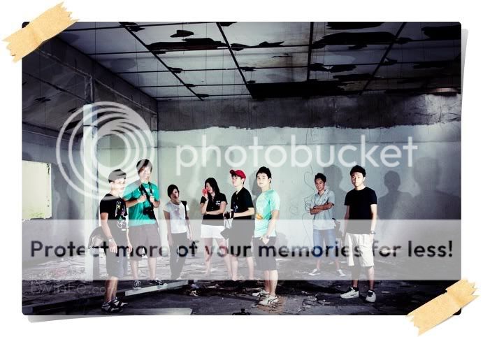 abandonedhousegroupphoto