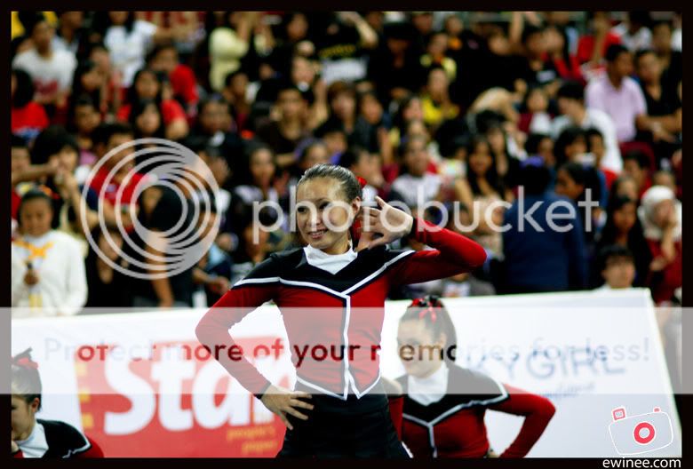 red team cheer 09
